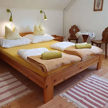 Apartment House And Balatonmariafuerdo 19269 *