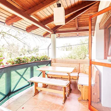 Appartamento House And 19269 *